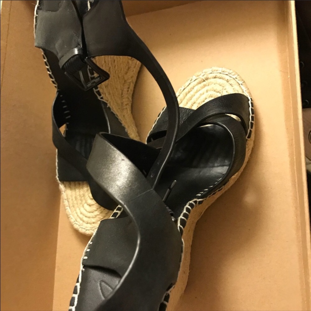Joie size 37